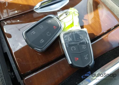 2017 Cadillac Escalade Esv Premium Luxury z USA, uszkodzony, nr VIN 1GYS4JKJ4HR236421